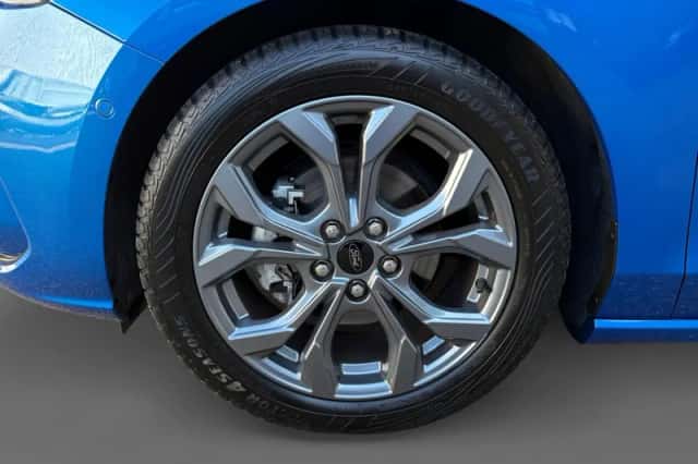 Ford Focus (2024) thumbnail 9
