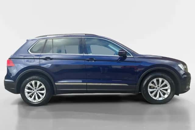Volkswagen Tiguan (2019) thumbnail 4