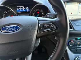 Ford C-Max (2018) thumbnail 17