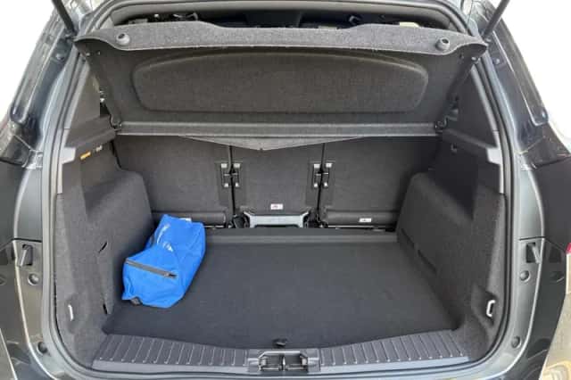Ford C-Max (2018) thumbnail 7