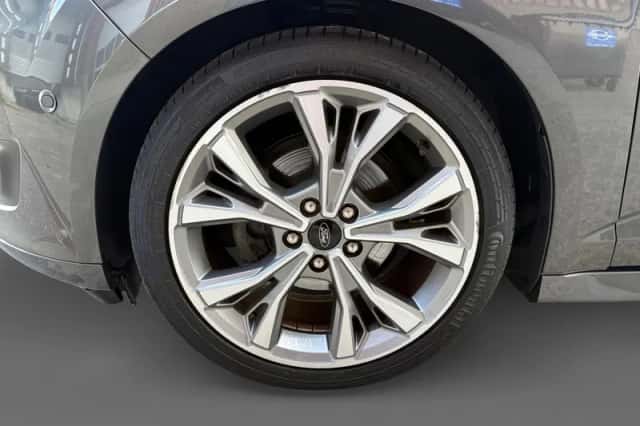 Ford C-Max (2018) thumbnail 10