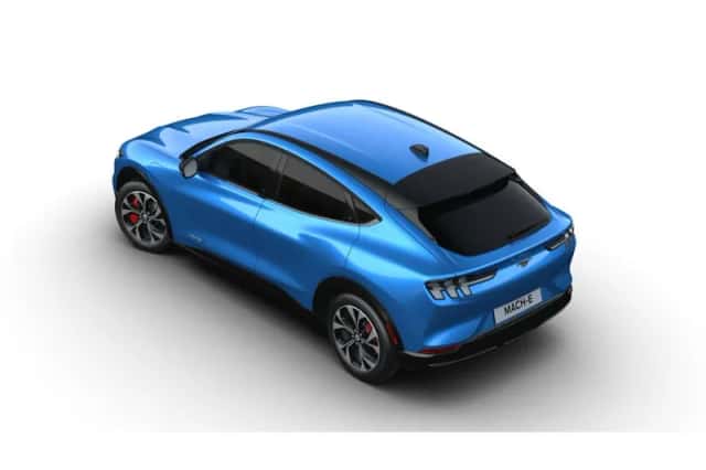 Ford Mustang Mach-E (2025) thumbnail 3