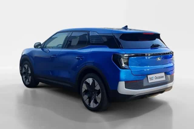 Ford Explorer (2026) thumbnail 3