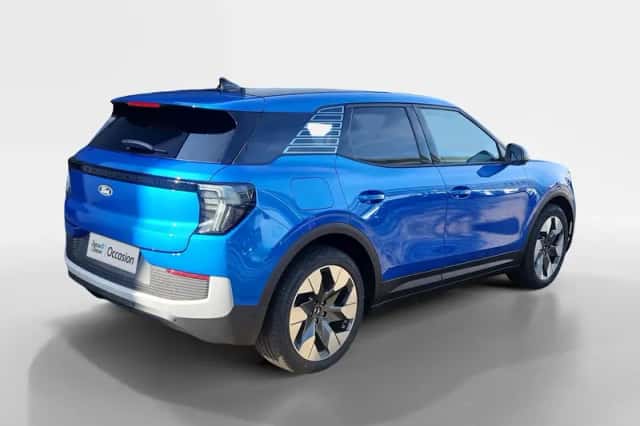 Ford Explorer (2026) thumbnail 5
