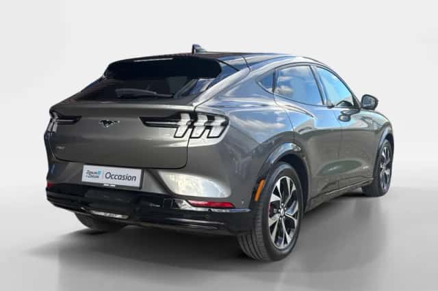 Ford Mustang Mach-E (2021) thumbnail 5