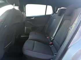 Ford Focus (2023) thumbnail 23