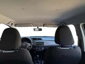 Toyota Yaris (2014) thumbnail 26