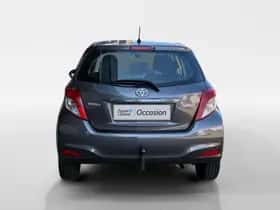 Toyota Yaris (2014) thumbnail 6