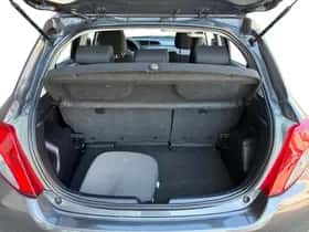 Toyota Yaris (2014) thumbnail 7
