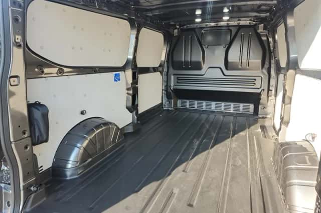 Ford E-Transit Custom (2026) thumbnail 12