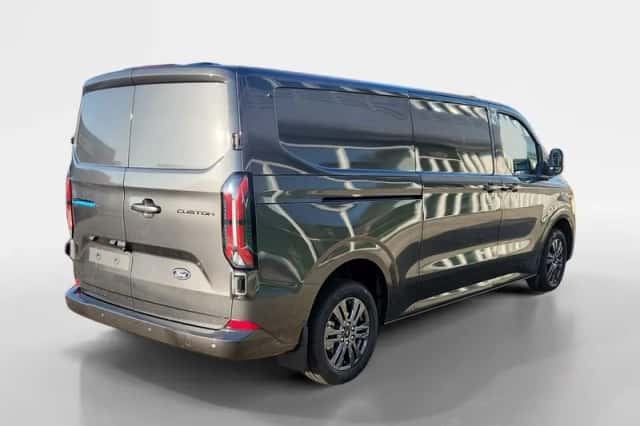 Ford E-Transit Custom (2026) thumbnail 6