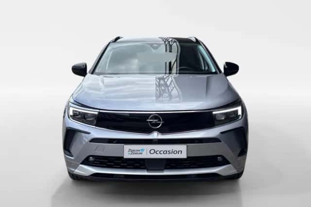 Opel Grandland (2023) thumbnail 2