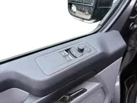 Ford Transit Custom (2024) thumbnail 11