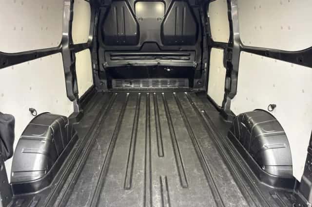 Ford Transit Custom (2024) thumbnail 24