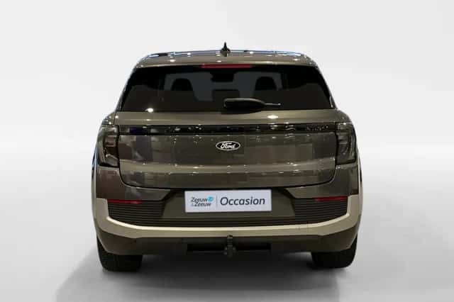 Ford Explorer (2026) thumbnail 3