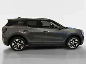 Ford Explorer (2026) thumbnail 6