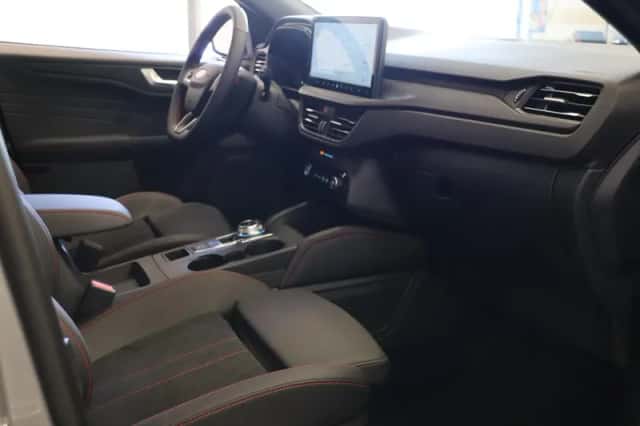 Ford Kuga (2026) thumbnail 15
