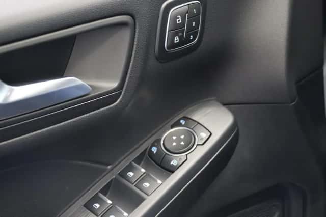Ford Kuga (2026) thumbnail 19