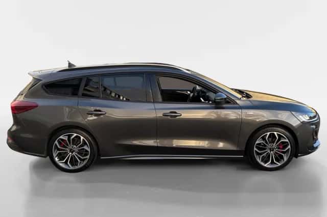 Ford Focus (2024) thumbnail 4