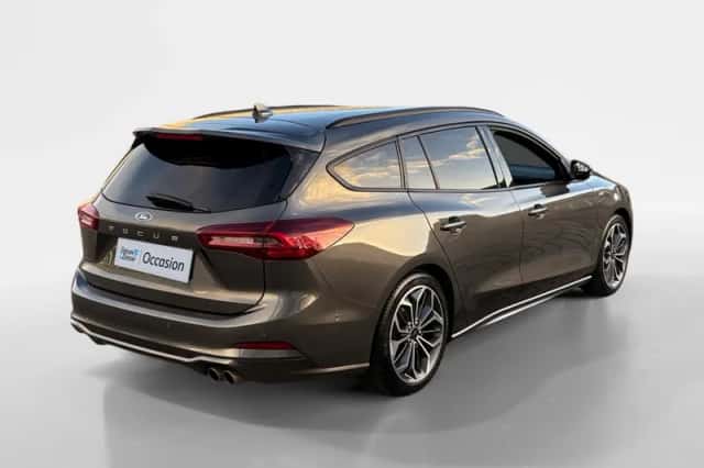 Ford Focus (2024) thumbnail 5