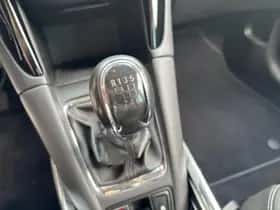 Opel Zafira (2016) thumbnail 23