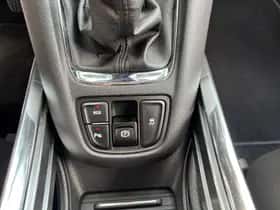 Opel Zafira (2016) thumbnail 24