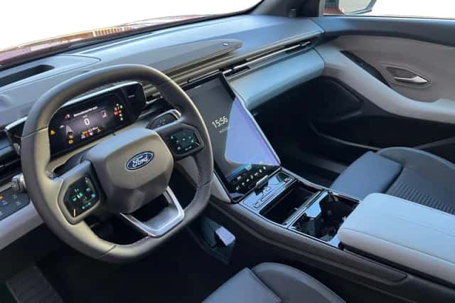 Ford Explorer (2026) thumbnail 14