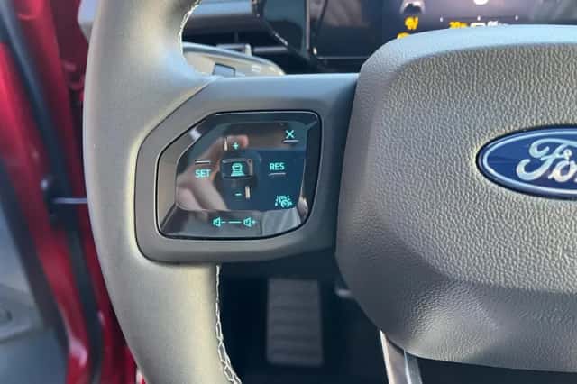 Ford Explorer (2026) thumbnail 16