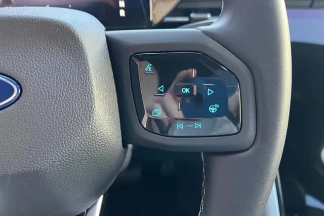 Ford Explorer (2026) thumbnail 17