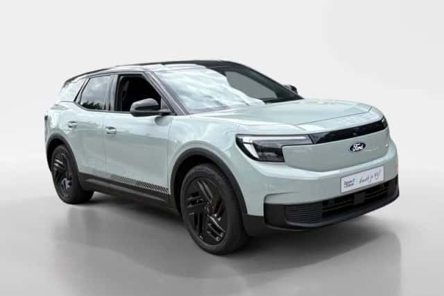 Ford Explorer (2026) thumbnail 3