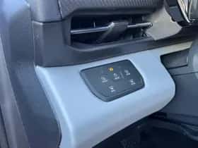 Ford Explorer (2026) thumbnail 25