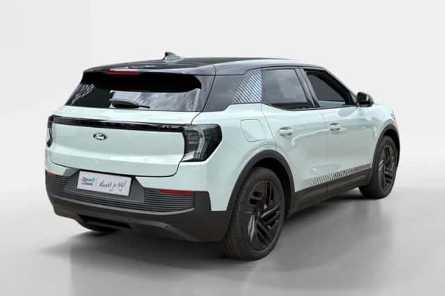 Ford Explorer (2026) thumbnail 5