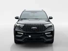 Ford Explorer (2022) thumbnail 2