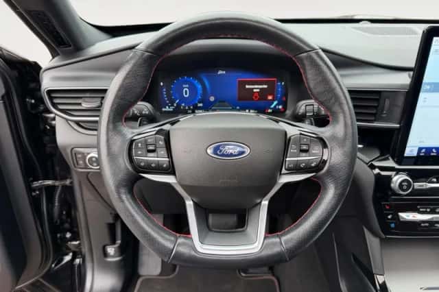 Ford Explorer (2022) thumbnail 15