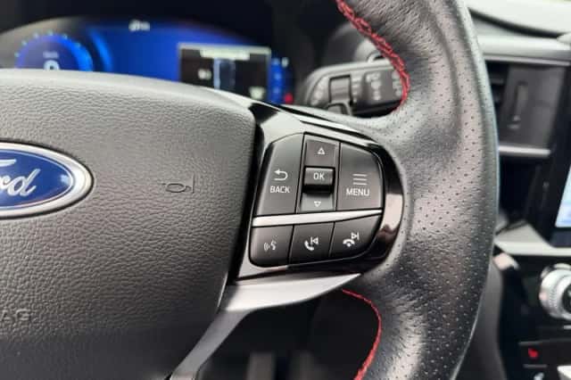 Ford Explorer (2022) thumbnail 18