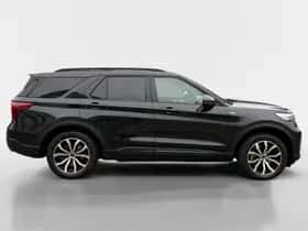Ford Explorer (2022) thumbnail 4