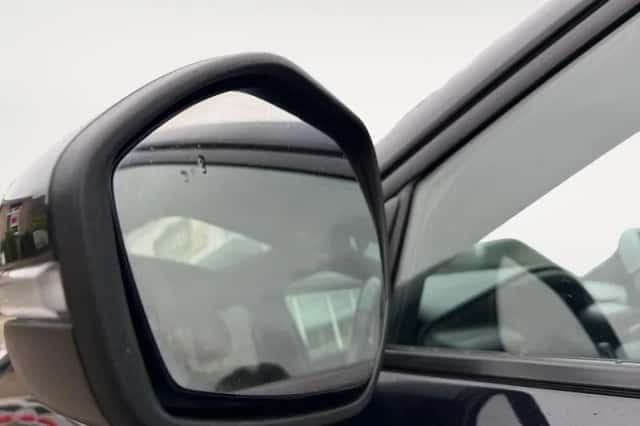 Ford Explorer (2022) thumbnail 9