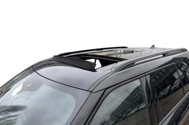 Ford Explorer (2022) thumbnail 10