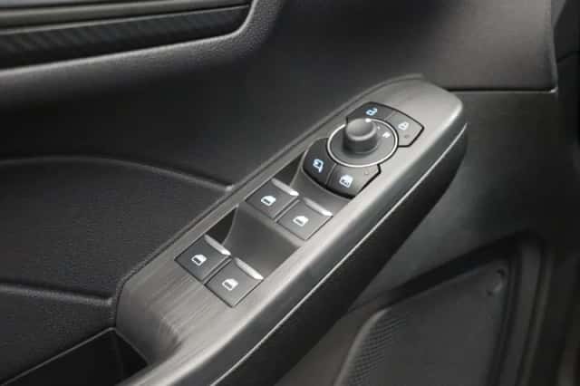 Ford Kuga (2026) thumbnail 16