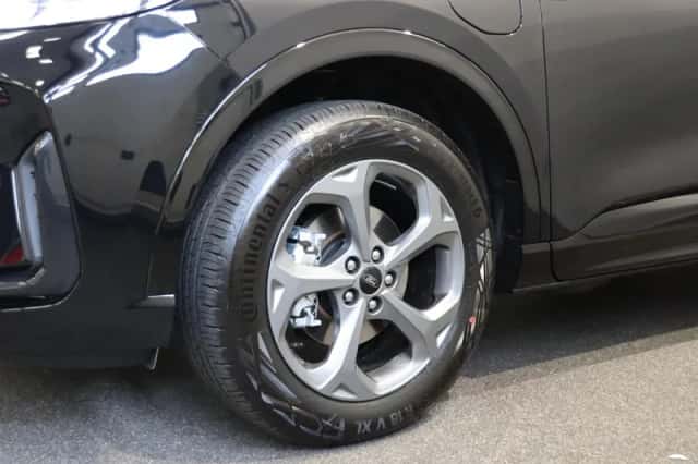 Ford Kuga (2026) thumbnail 4