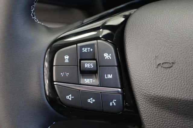 Ford Kuga (2026) thumbnail 18