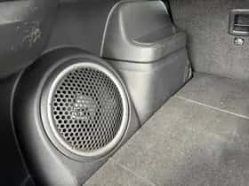 Mitsubishi Outlander (2013) thumbnail 8