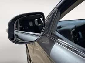 Mitsubishi Outlander (2013) thumbnail 10