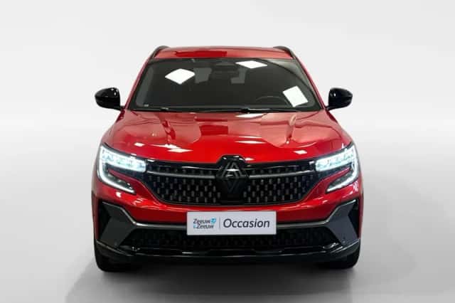 Renault Espace (2023) thumbnail 2