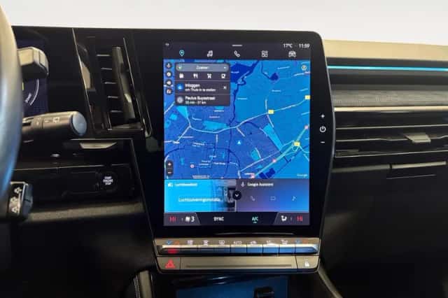 Renault Espace (2023) thumbnail 18