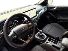 Ford Focus (2023) thumbnail 13