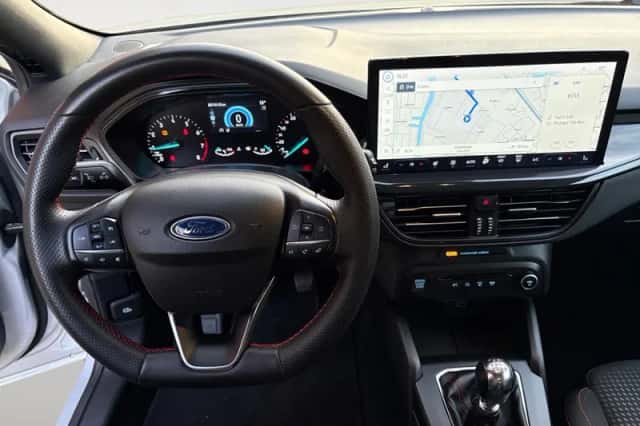 Ford Focus (2023) thumbnail 21