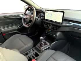 Ford Focus (2023) thumbnail 23