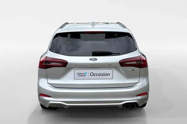Ford Focus (2023) thumbnail 6