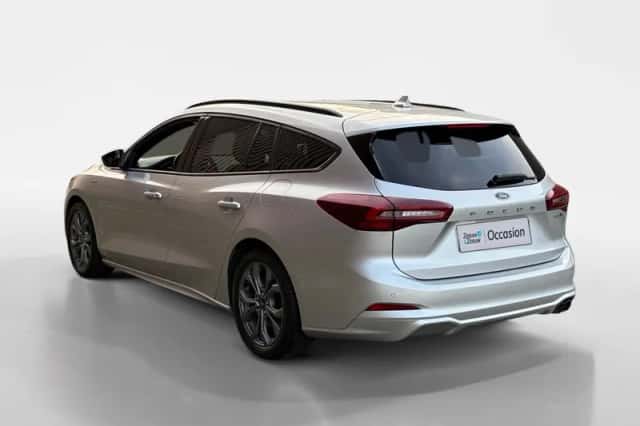 Ford Focus (2023) thumbnail 8